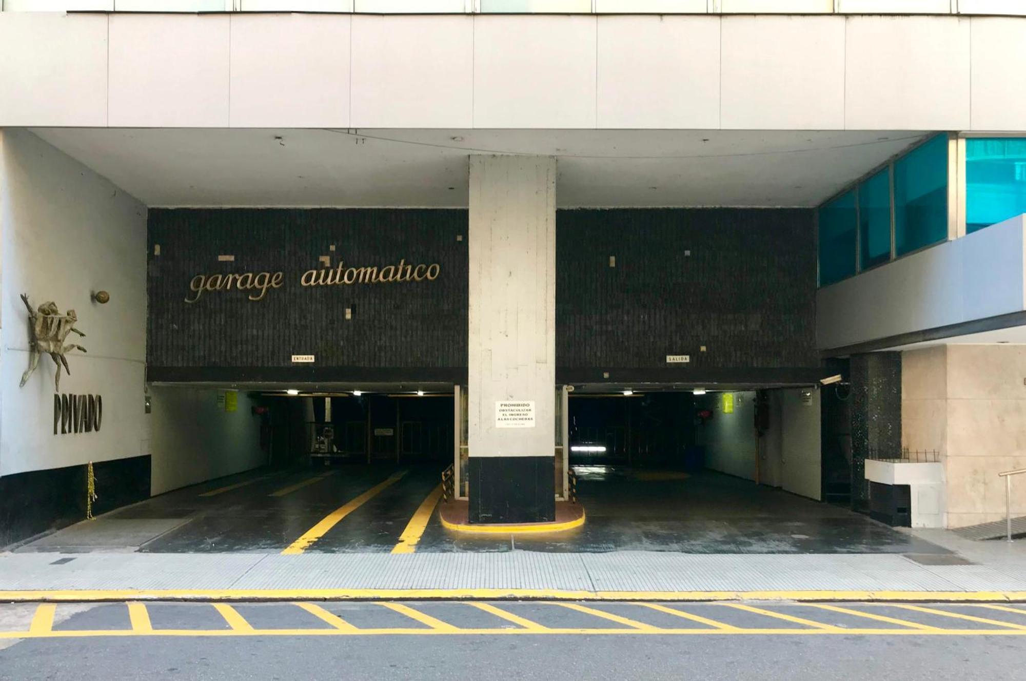 Estilo Y Comodidad En Av Corrientes, Departamento Con Estacionamiento Para Autos Buenos Aires Eksteriør bilde